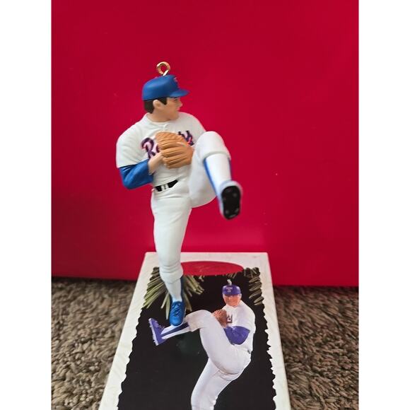 Christmas Tree Decoration Keepsake Ornament Nolan Ryan Hallmark 1996 new - Picture 3 of 9